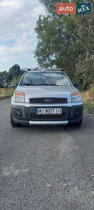Хетчбек Ford Fusion 2007 в Микуличах