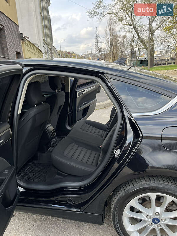 Седан Ford Fusion 2019 в Харькове