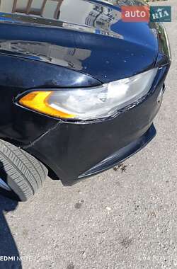 Седан Ford Fusion 2017 в 