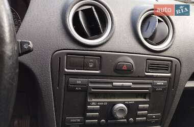 Хэтчбек Ford Fusion 2006 в 