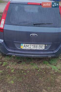 Хэтчбек Ford Fusion 2008 в 