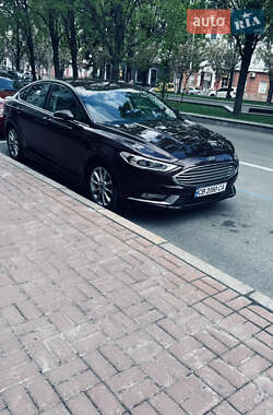 Седан Ford Fusion 2016 в 