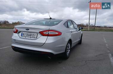 Седан Ford Fusion 2013 в 