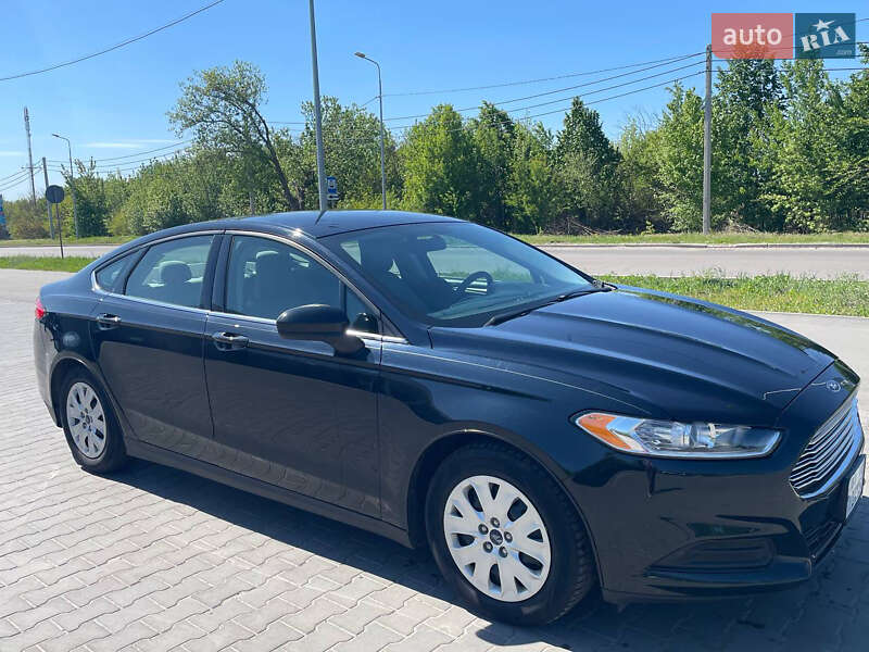 Седан Ford Fusion 2014 в Полтаві
