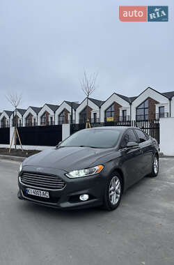Седан Ford Fusion 2014 в 