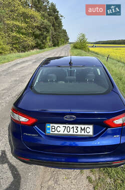 Седан Ford Fusion 2015 в 