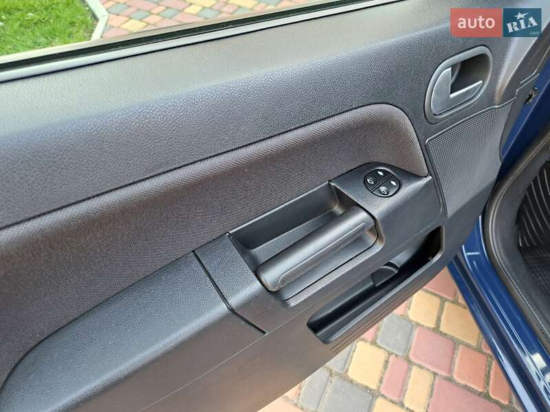 Хэтчбек Ford Fusion 2008 в Умани