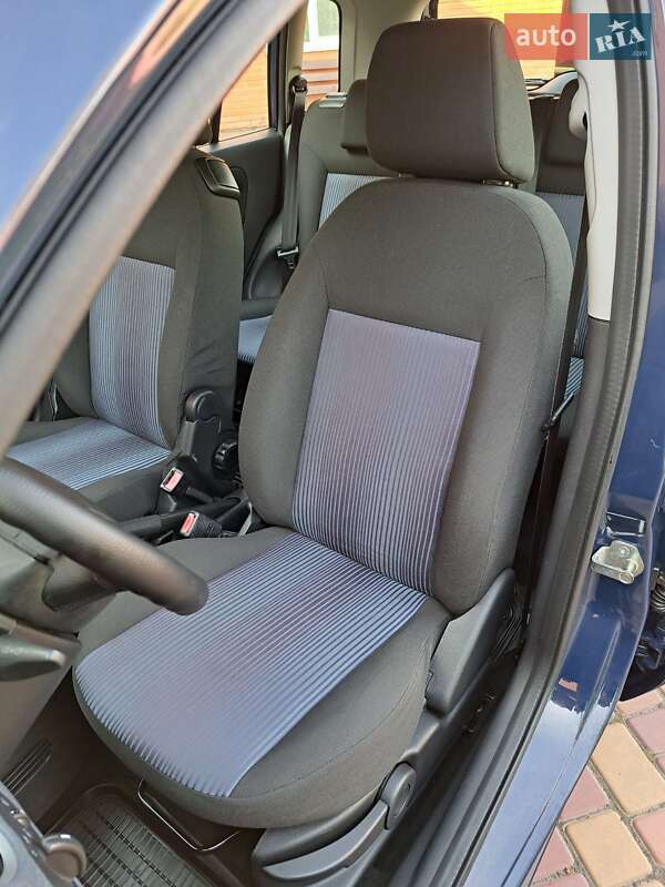 Хэтчбек Ford Fusion 2008 в Умани
