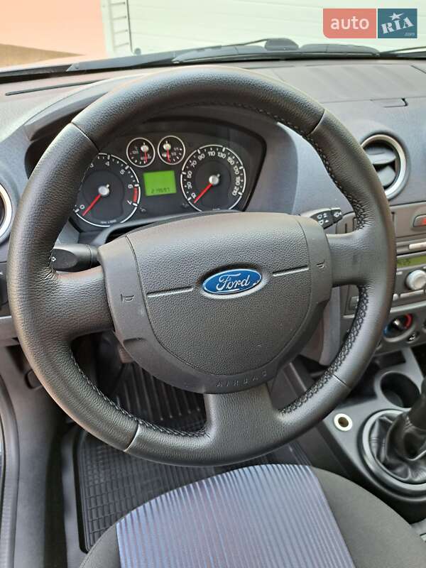 Хэтчбек Ford Fusion 2008 в Умани