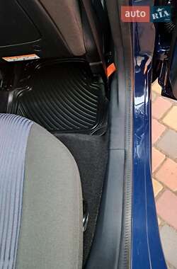 Хэтчбек Ford Fusion 2008 в 