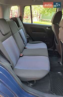 Хэтчбек Ford Fusion 2008 в 