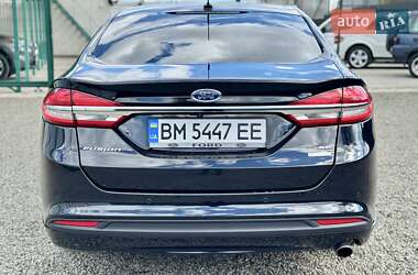 Седан Ford Fusion 2017 в 