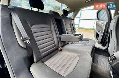 Седан Ford Fusion 2017 в 