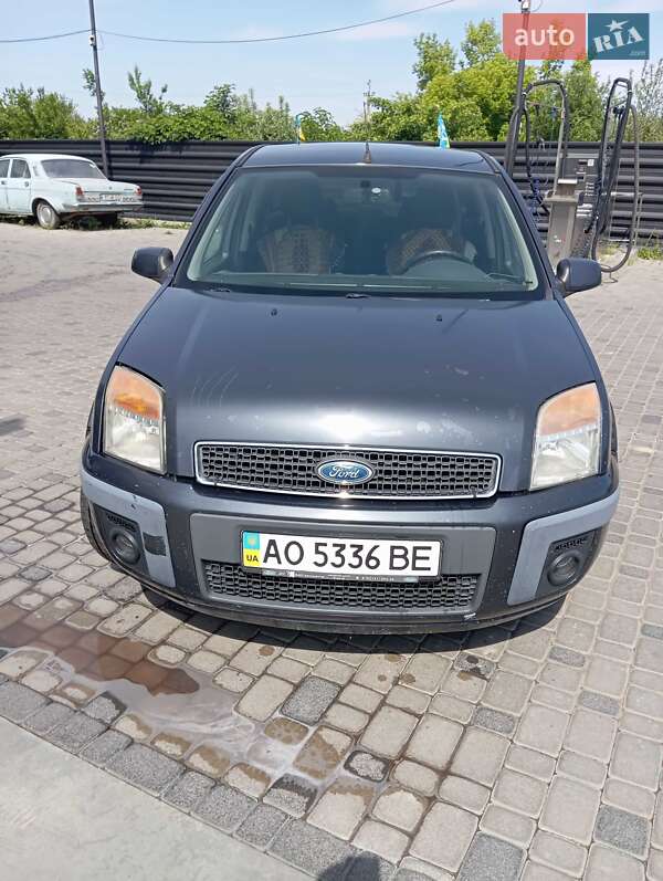 Седан Ford Fusion 2007 в Мукачево
