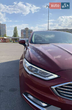 Седан Ford Fusion 2017 в 