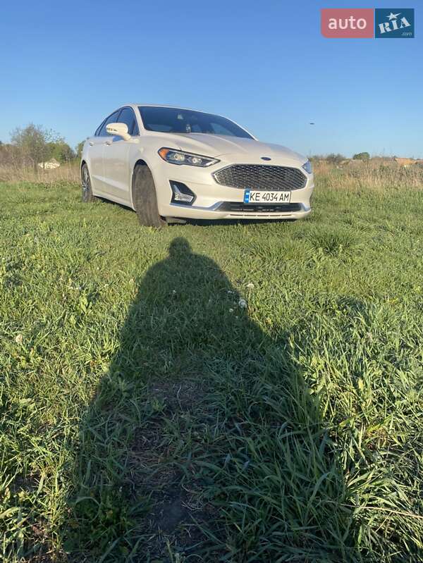 Седан Ford Fusion 2019 в Кривом Роге