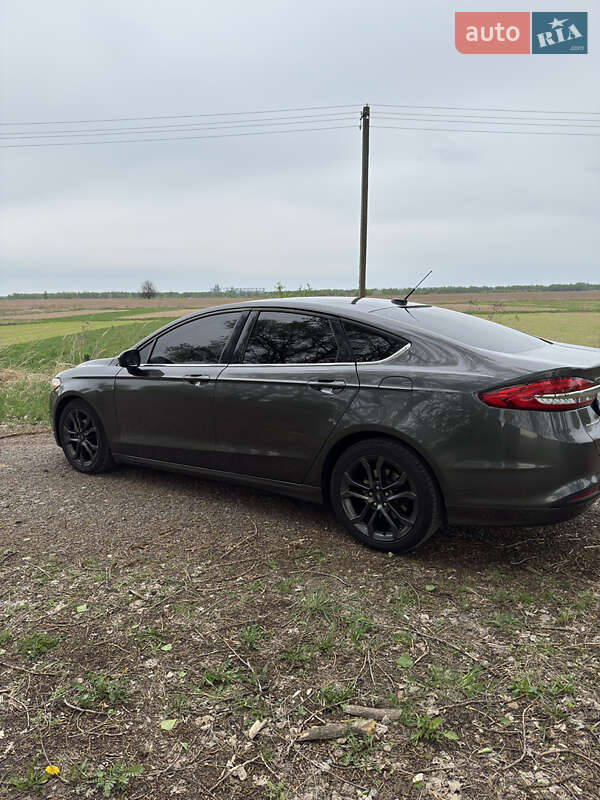 Седан Ford Fusion 2016 в Овруче