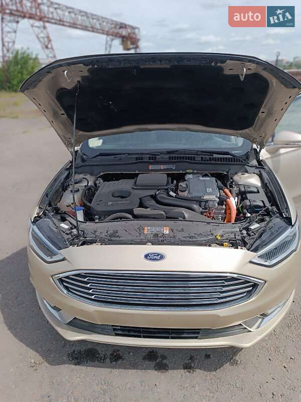 Седан Ford Fusion 2019 в Рівному