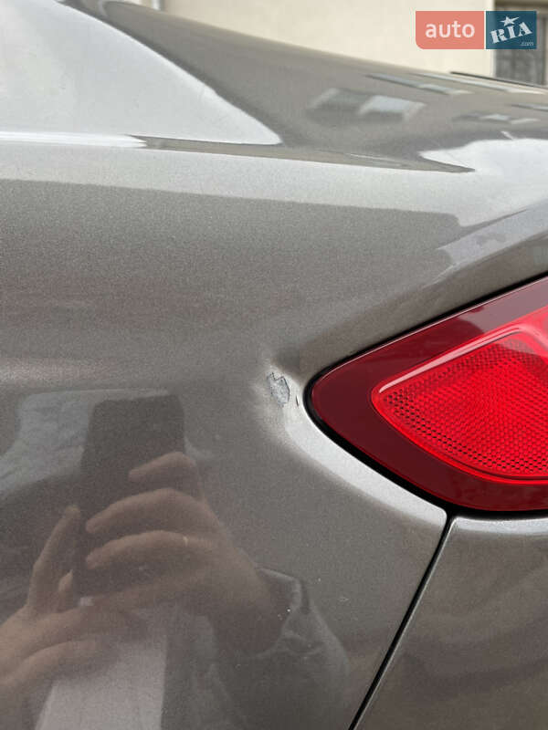 Седан Ford Fusion 2014 в Ивано-Франковске