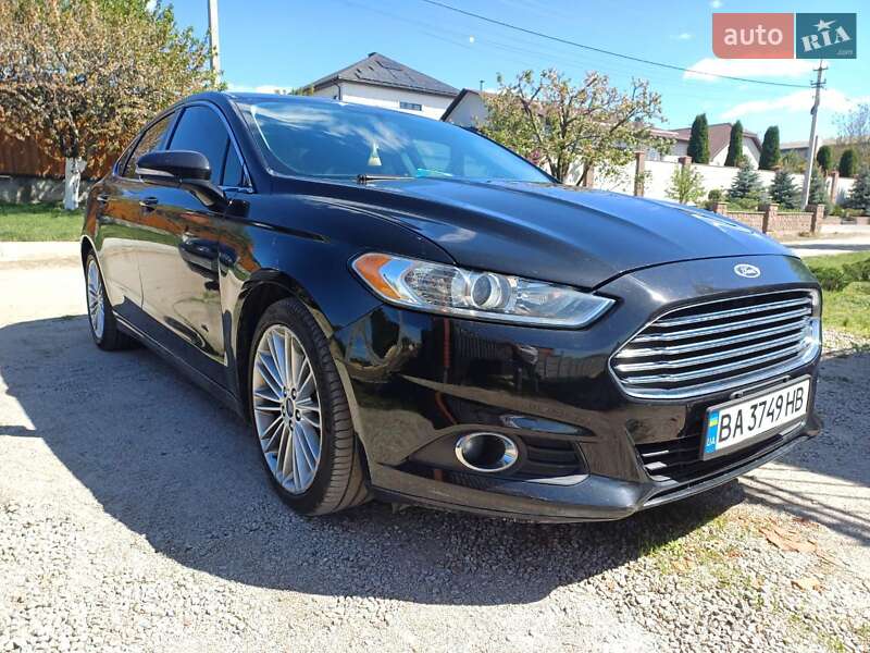 Седан Ford Fusion 2014 в Кропивницком