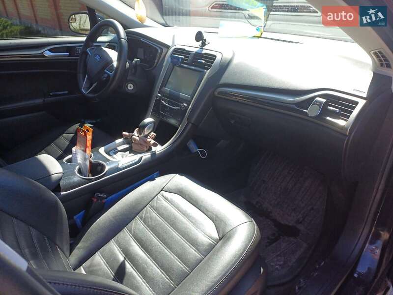 Седан Ford Fusion 2014 в Кропивницком