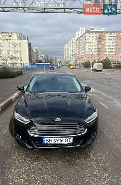 Седан Ford Fusion 2015 в Одесі