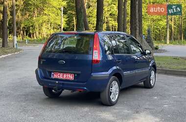 Хэтчбек Ford Fusion 2008 в 
