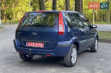 Хэтчбек Ford Fusion 2008 в 