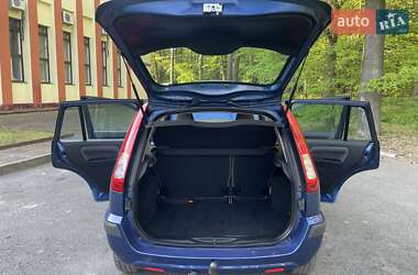 Хэтчбек Ford Fusion 2008 в 