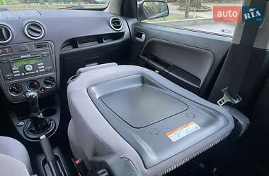 Хэтчбек Ford Fusion 2008 в 