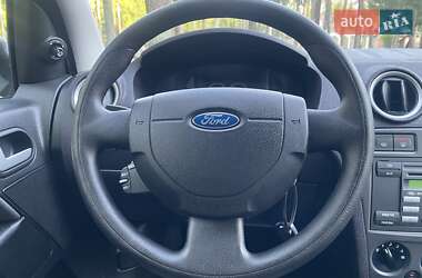 Хэтчбек Ford Fusion 2008 в 