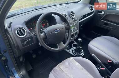 Хэтчбек Ford Fusion 2008 в 