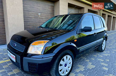 Хэтчбек Ford Fusion 2009 в 