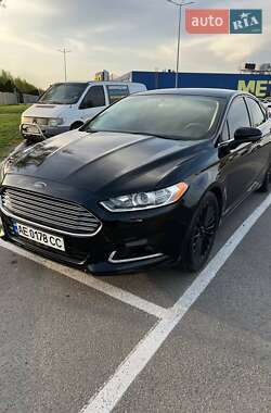Седан Ford Fusion 2015 в Дніпрі