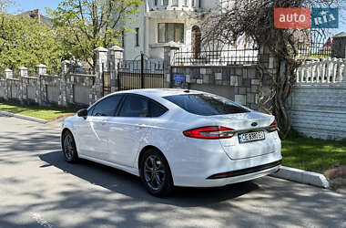 Седан Ford Fusion 2016 в 