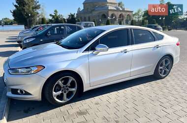 Ford Fusion 2015