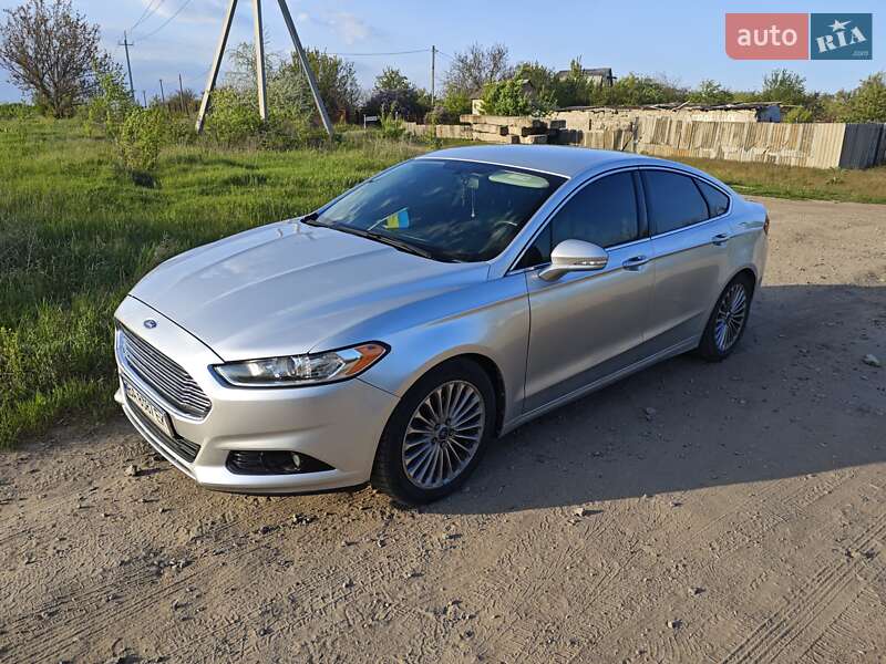 Седан Ford Fusion 2014 в Кропивницькому