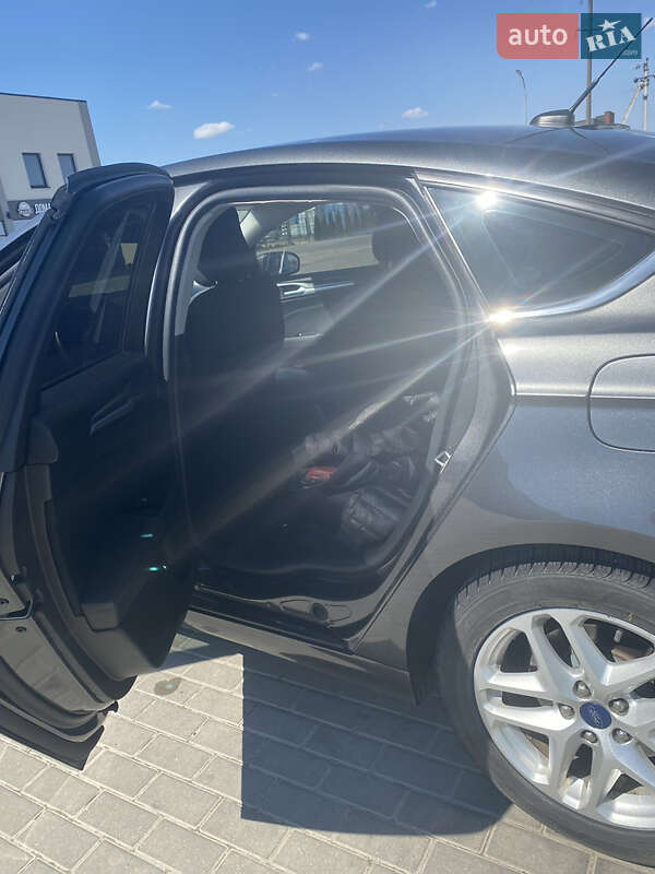 Седан Ford Fusion 2015 в Львове фото 19 Седан Ford Fusion 2015 в Львове