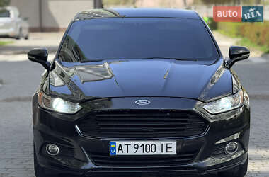 Седан Ford Fusion 2012 в 