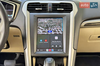 Седан Ford Fusion 2012 в 