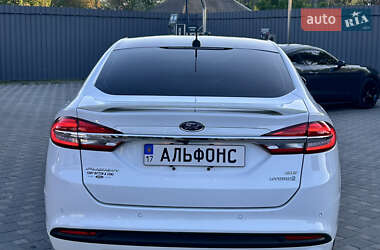 Седан Ford Fusion 2016 в 