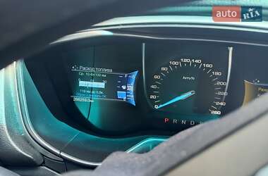 Седан Ford Fusion 2015 в 