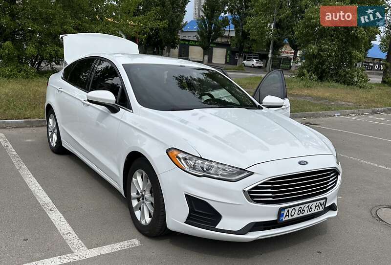 Ford Fusion 2019