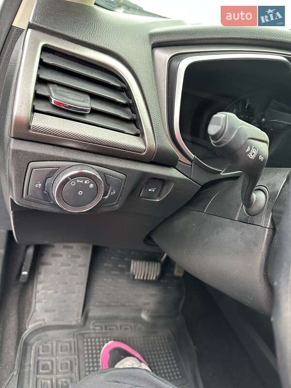 Седан Ford Fusion 2019 в Киеве фото 15 Седан Ford Fusion 2019 в Киеве