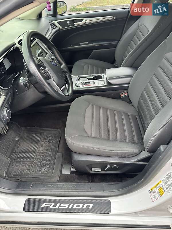 Седан Ford Fusion 2019 в Киеве фото 20 Седан Ford Fusion 2019 в Киеве