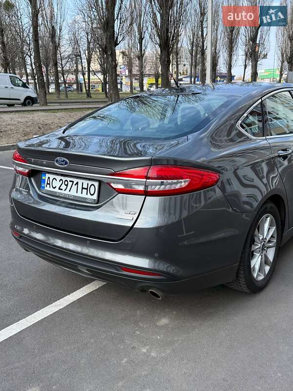 Седан Ford Fusion 2016 в Києві