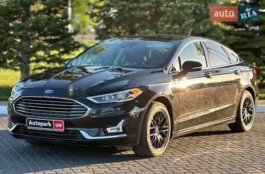 Седан Ford Fusion 2019 в Одесі
