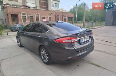 Седан Ford Fusion 2016 в 