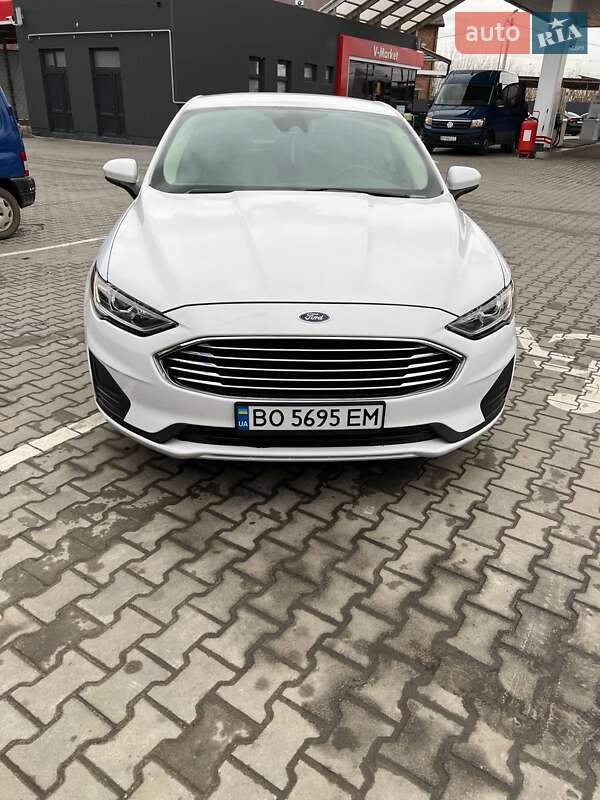 Седан Ford Fusion 2020 в Тернополе