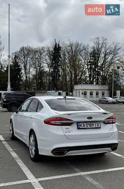 Седан Ford Fusion 2017 в 